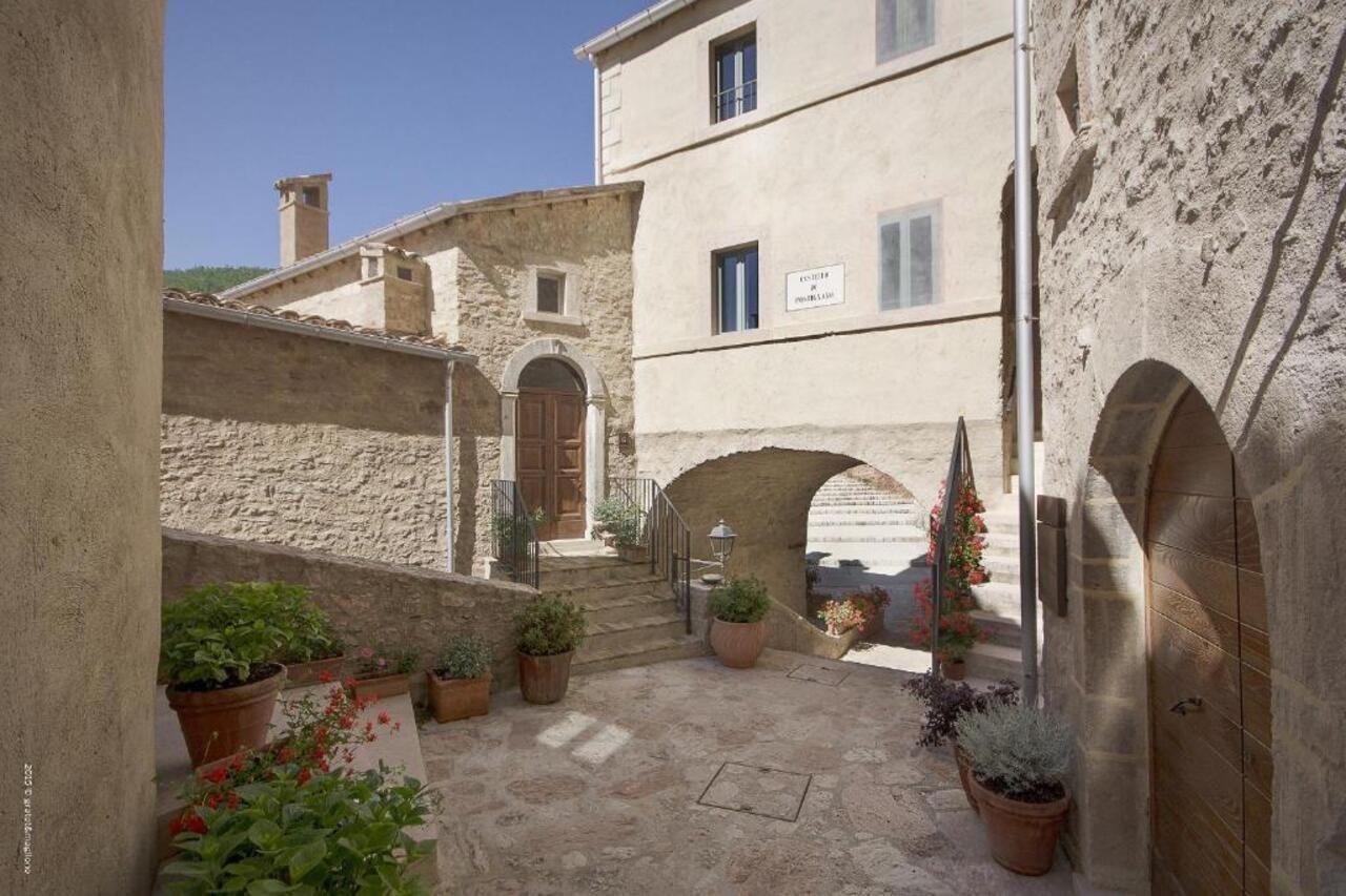 Castello Di Postignano Hotel Sellano Luaran gambar