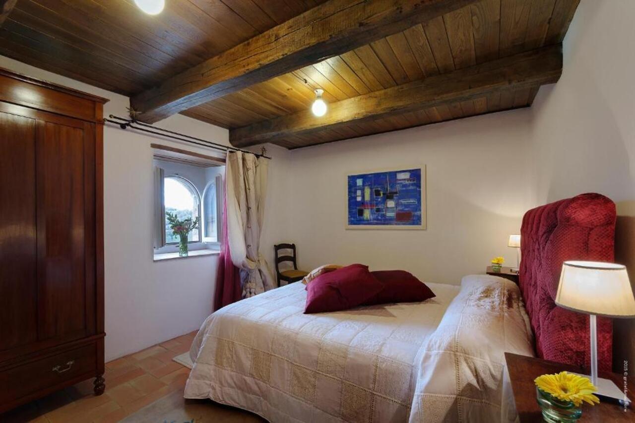 Castello Di Postignano Hotel Sellano Luaran gambar